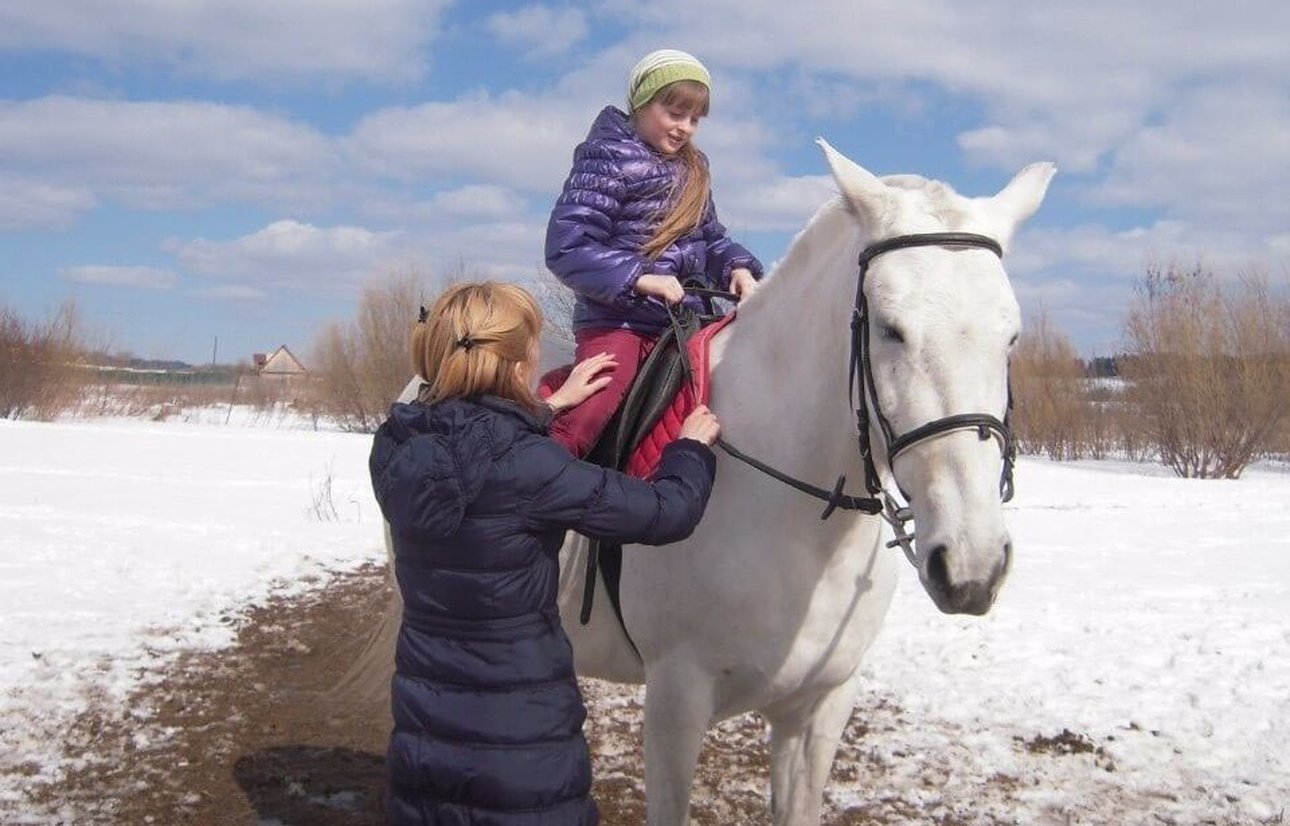 Конная прогулка для двоих. Конный клуб Konipark в Санкт-Петербурге